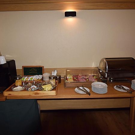 Hotel Soudek Подебрады Экстерьер фото